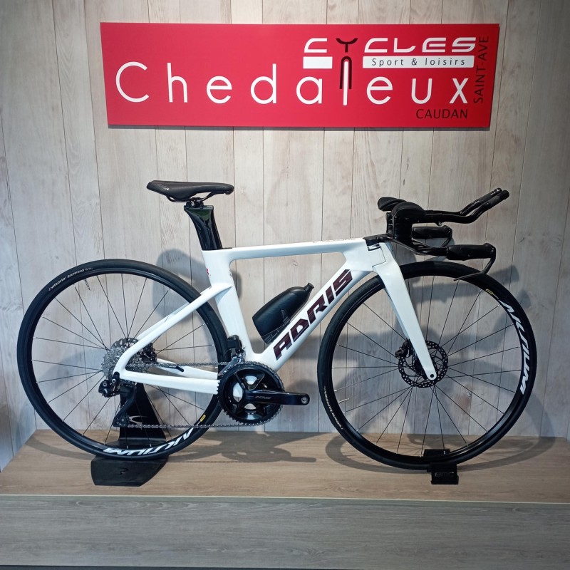 ADRIS L'allure 105 Di2 - Etat neuf ADRIS L'allure 105 Di2 - Etat neuf
